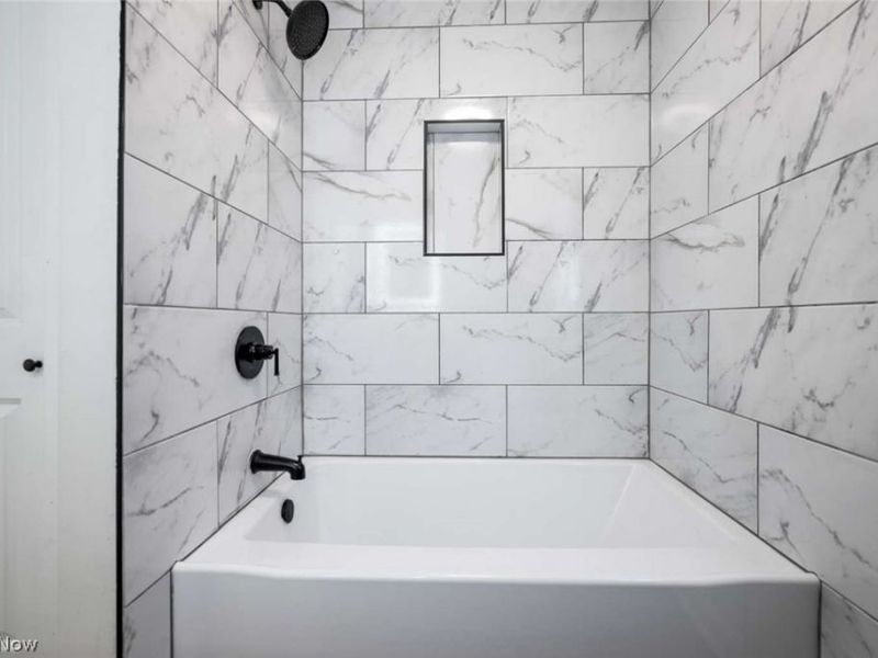 99 N Munroe Road, Tallmadge, OH 44278 Photo 14