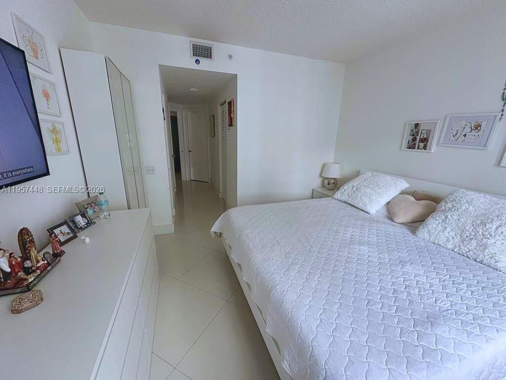 701 Brickell Key Blvd , Unit 2309, Miami, FL 33131 Photo