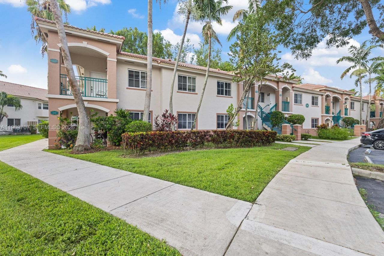 2921 SE 13th Ave, Unit 202-48, Homestead, FL 33035 Photo