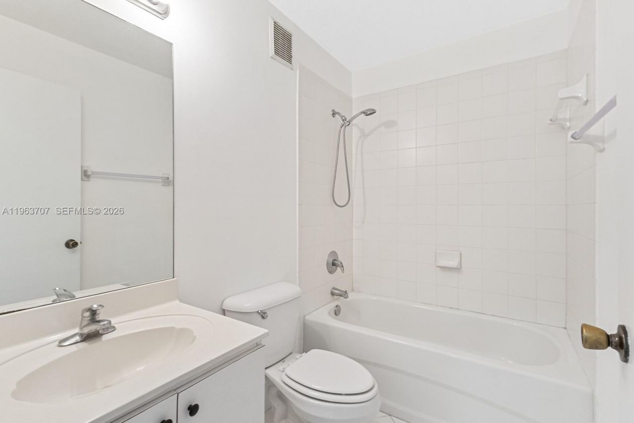 2921 SE 13th Ave, Unit 202-48, Homestead, FL 33035 Photo