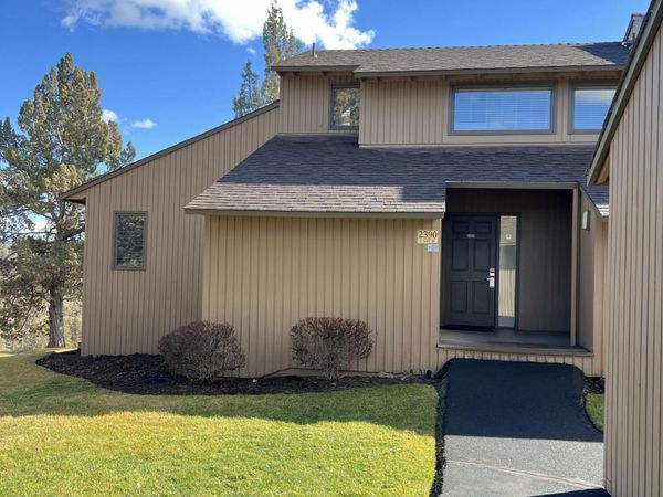 2390 Snowgoose Drive, Unit RV11D, Redmond, OR 97756