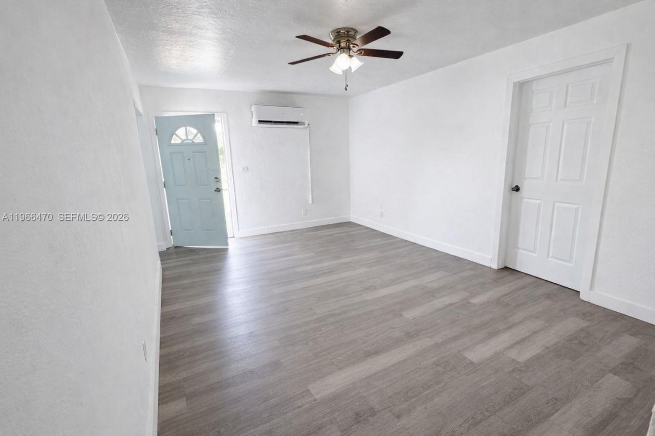 3450 SW 7th St, Unit 3450, Miami, FL 33135 Photo