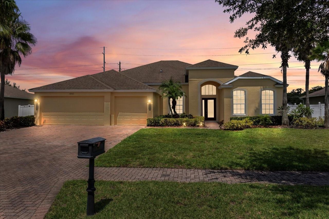 4743 Legacy Oaks Drive, Orlando, FL 32839 Photo