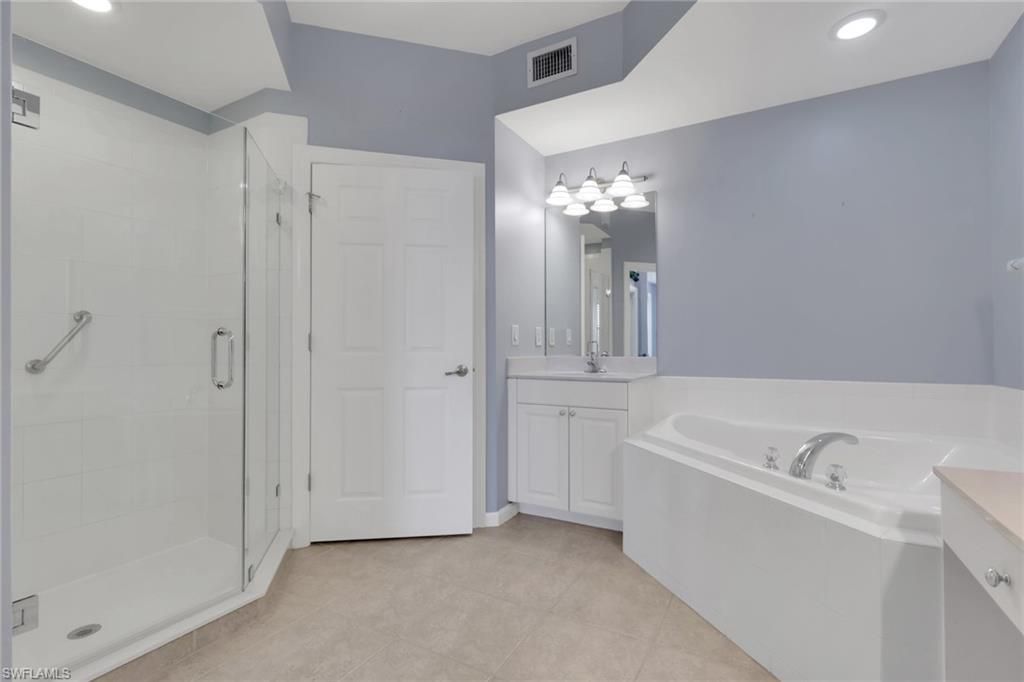 13064 Pennington Pl, Unit 102, Fort Myers, FL 33913 Photo