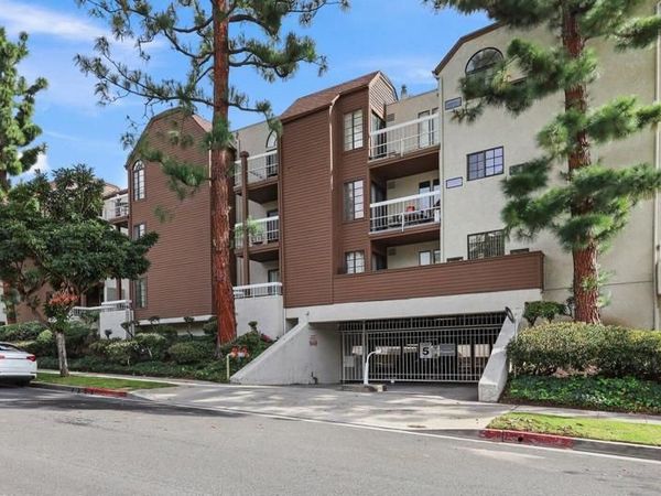 436 E Palm Avenue, Unit 301, Burbank, CA 91501
