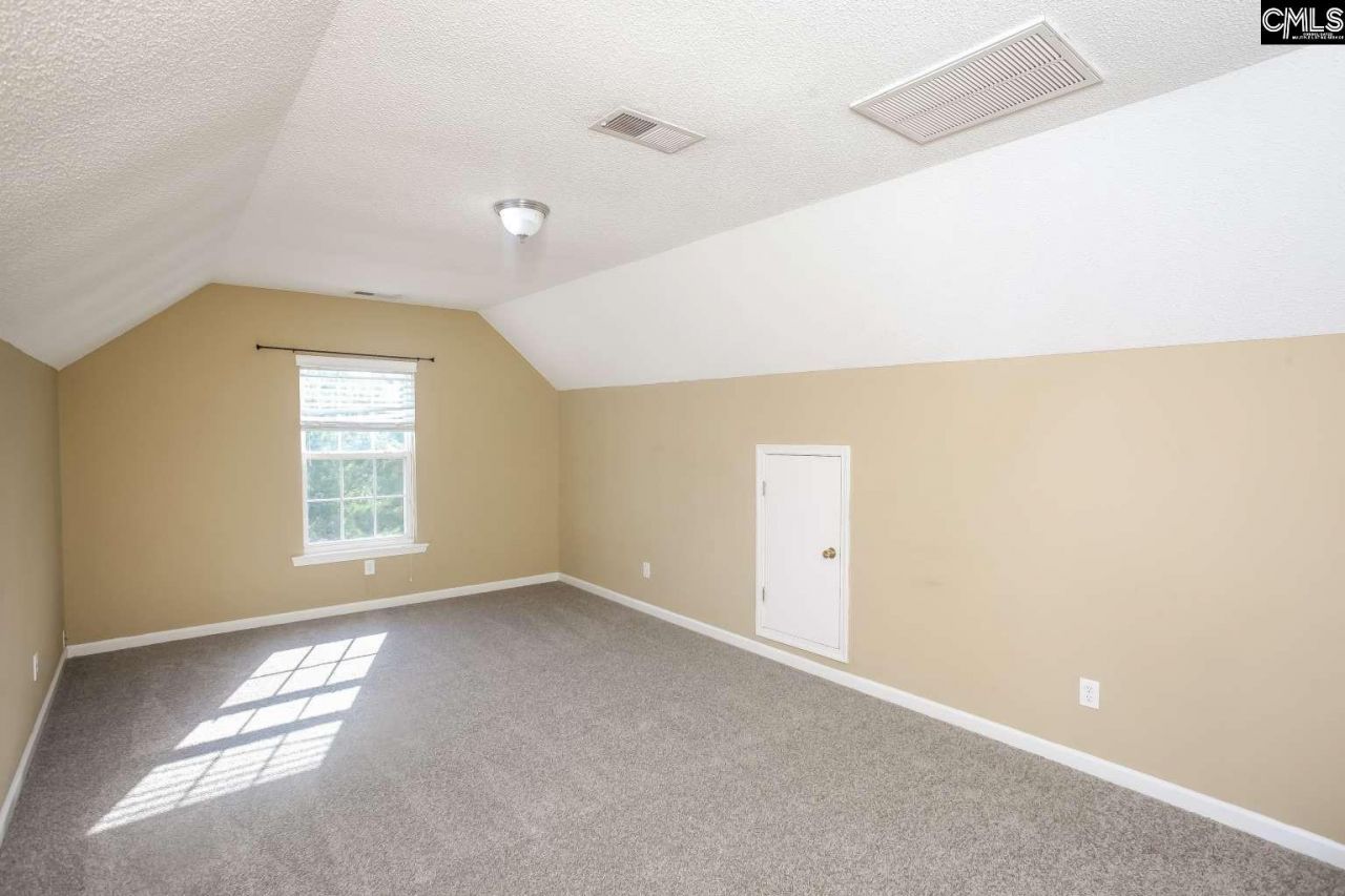 621 Cottontail Court  Photo 15