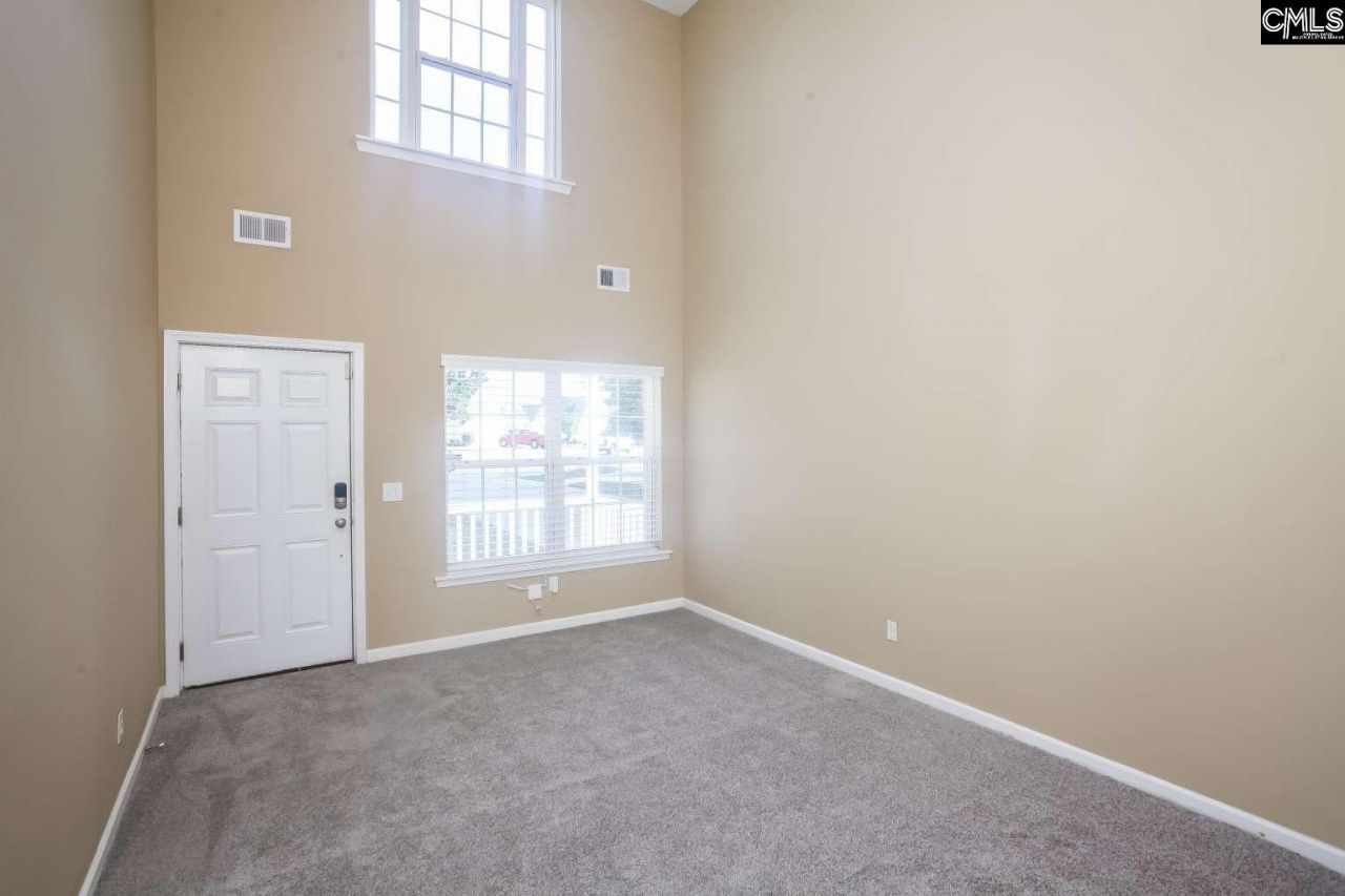 621 Cottontail Court  Photo 6