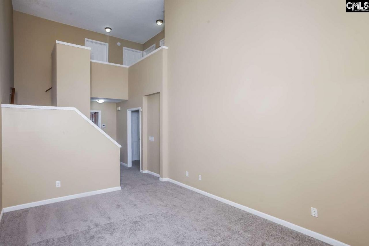 621 Cottontail Court  Photo 7