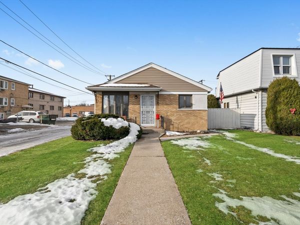 7852 Neenah Avenue, Burbank, IL 60459