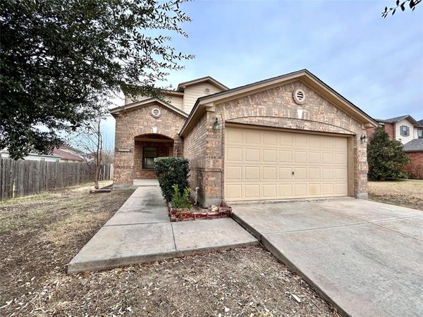 2417 Mccook DR, Georgetown, TX 78626