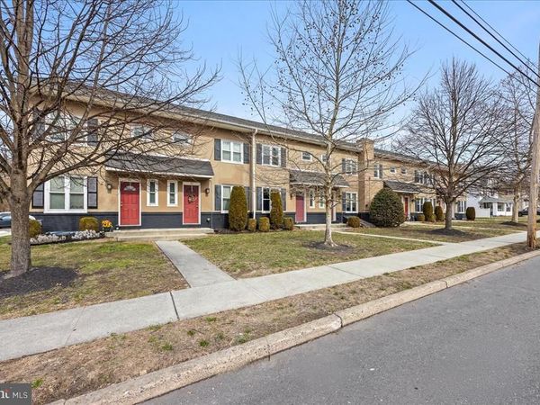 101 E CAMDEN AVENUE , Unit 33, MOORESTOWN, NJ 08057