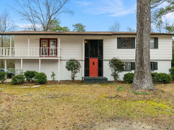 156 Balboa Dr., Hattiesburg, MS 39402