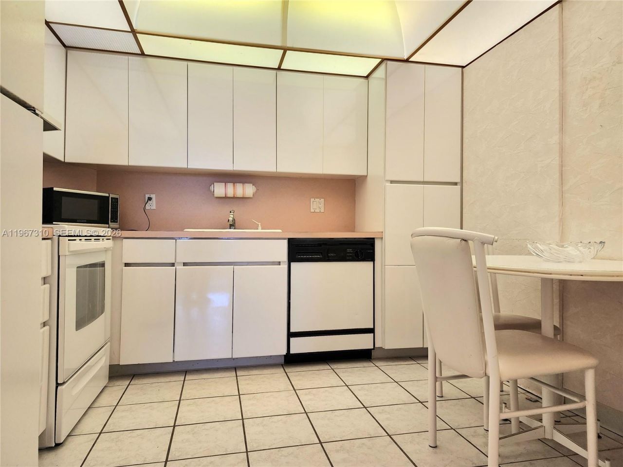 1980 S Ocean Dr, Unit PHE, Hallandale Beach, FL 33009 Photo