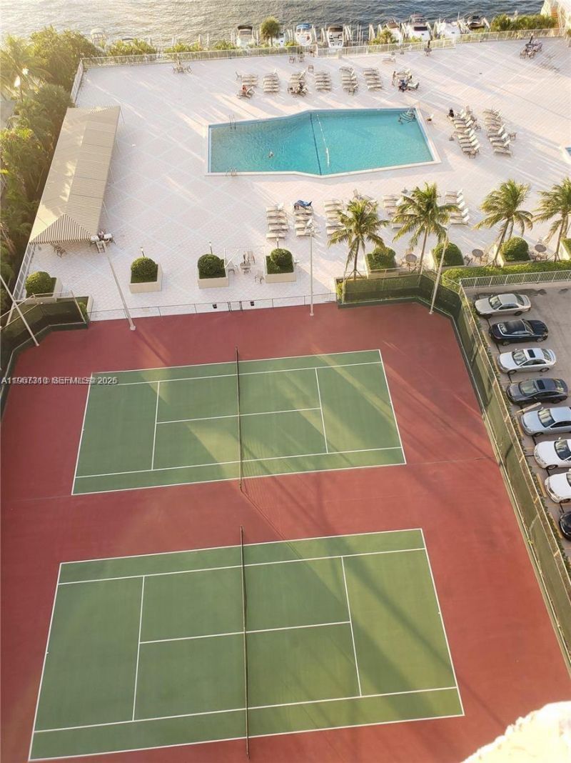 1980 S Ocean Dr, Unit PHE, Hallandale Beach, FL 33009 Photo