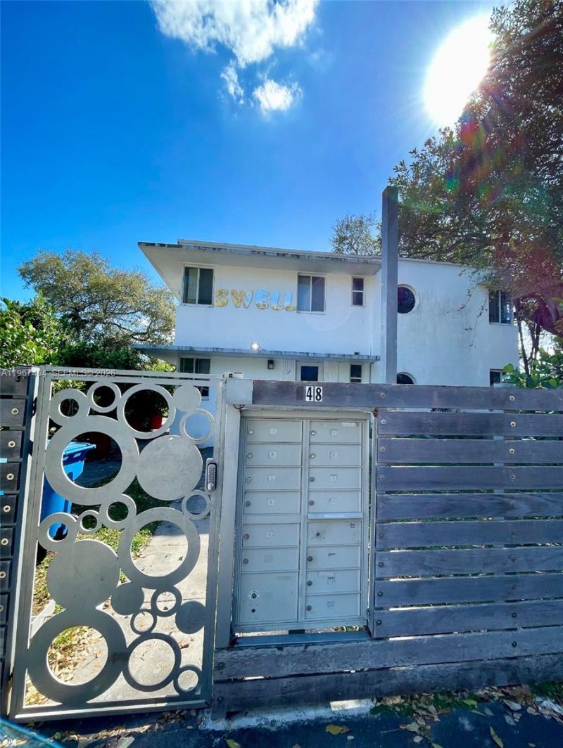 648 NE 80th St, Miami, FL 33138 Photo