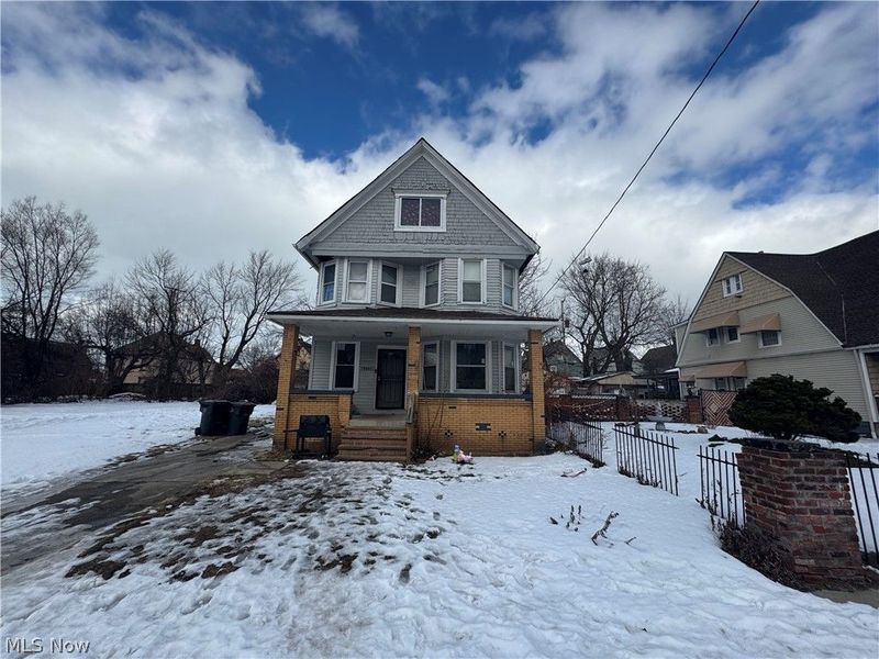 10605 Kimberley Avenue, Cleveland, OH 44108 Photo 2