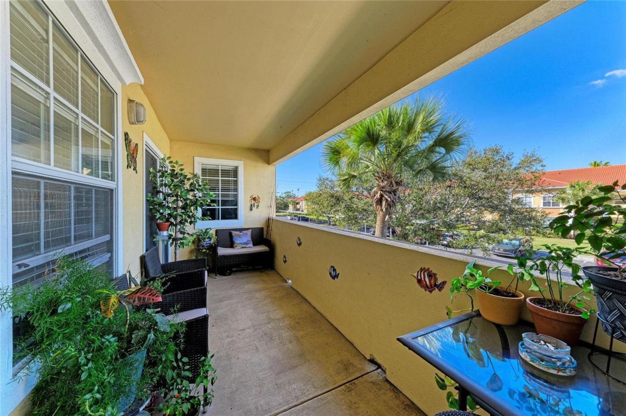 1130 Villagio Circle, Unit 201, Sarasota, FL 34237 Photo