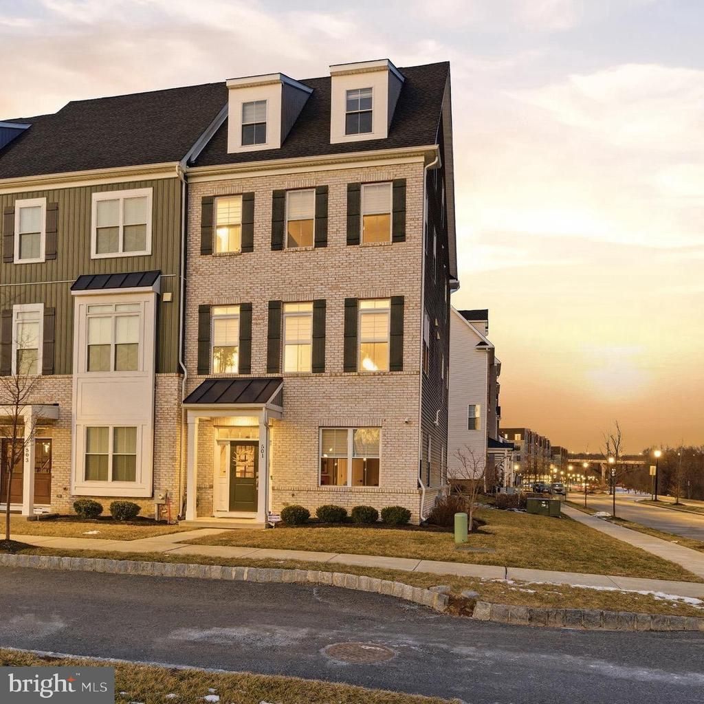 501 Bennett Street, Unit 22, Phoenixville, PA 19460 Main Photo