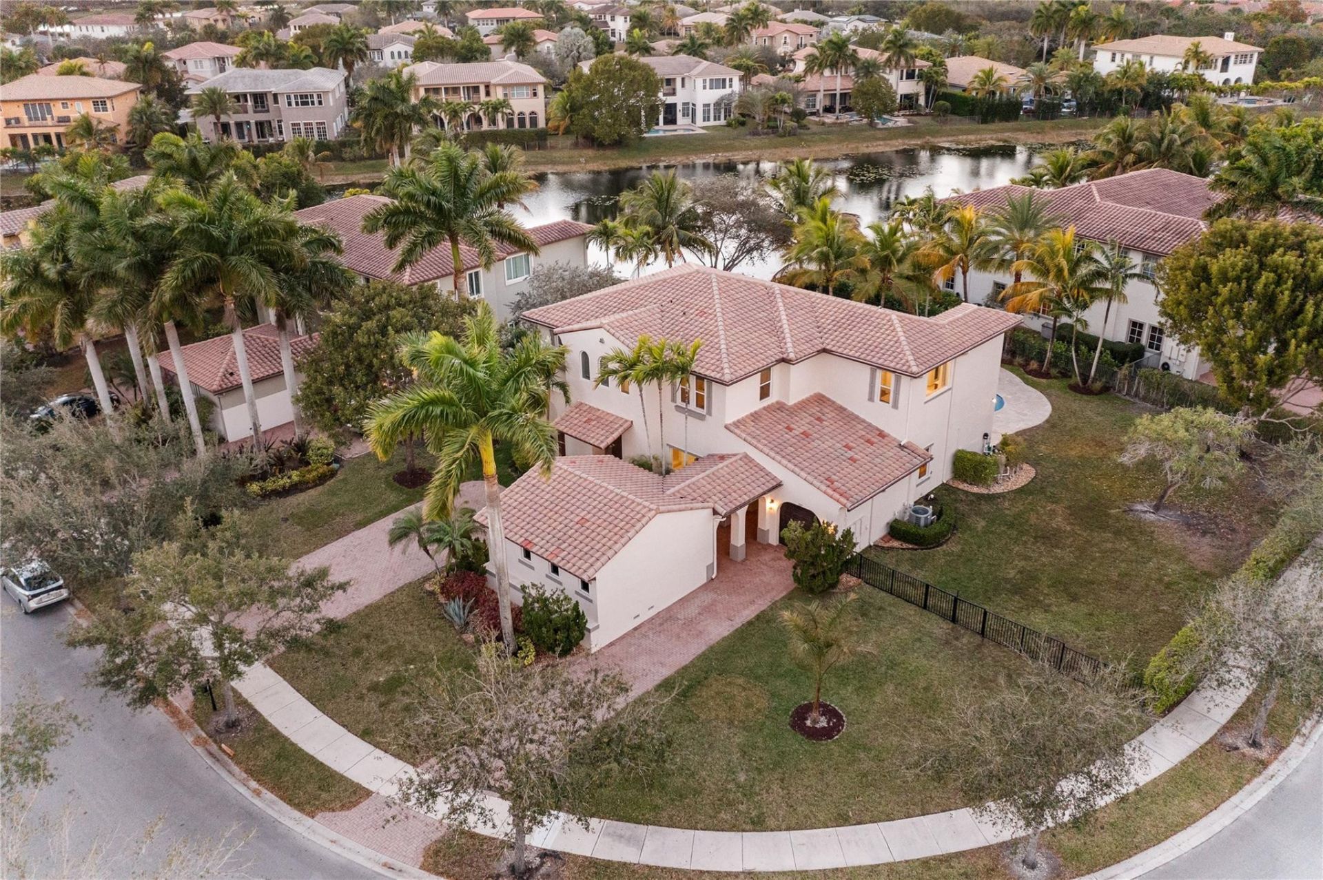 11169 NW 77th Place, Parkland, FL 33076 Photo