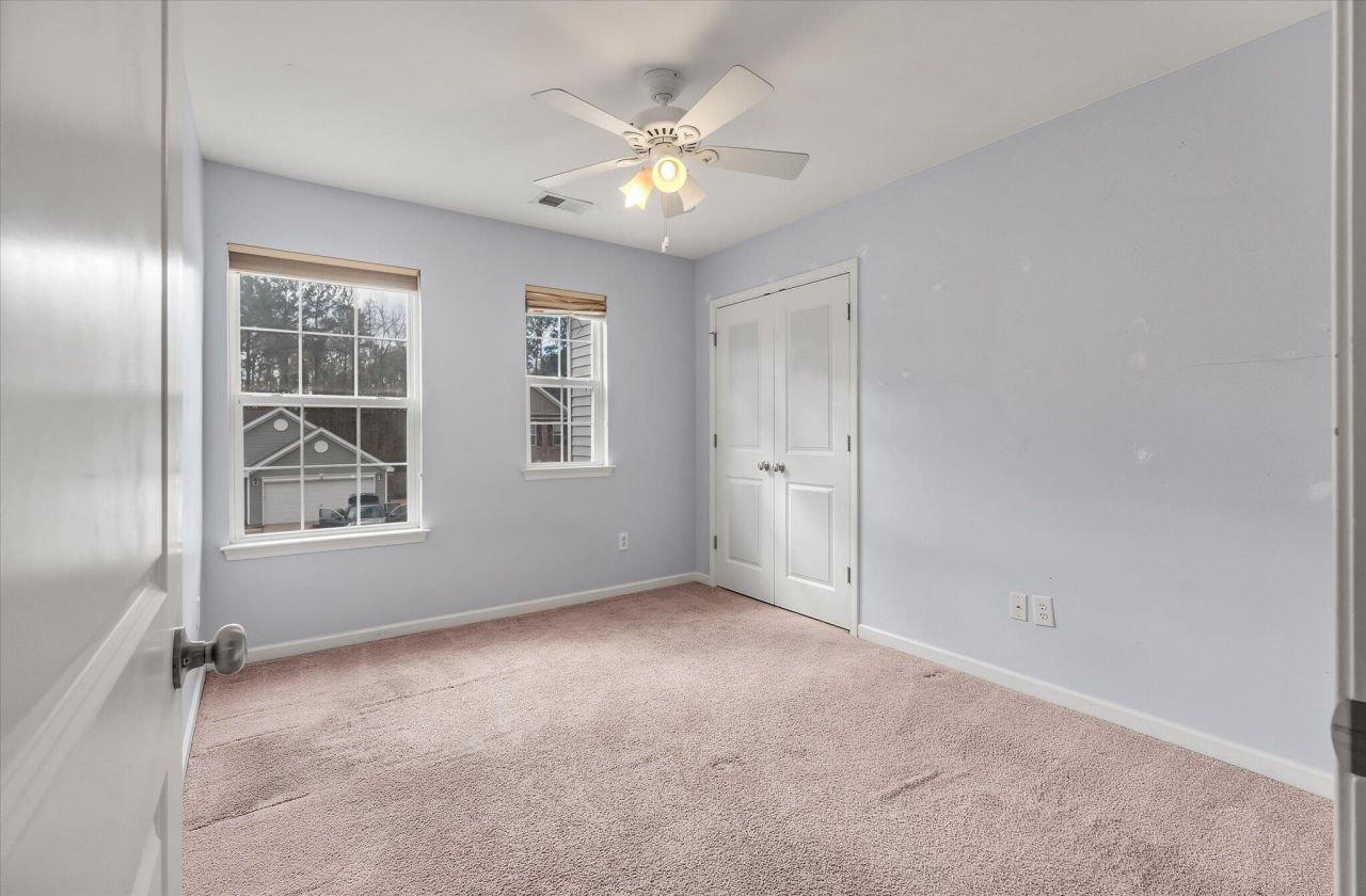 187 Charlesfort Way Photo 34