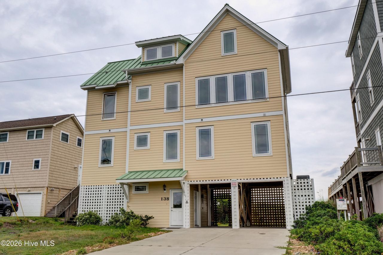 138 Topsail Road, North Topsail Beach, NC 28460 Main Photo