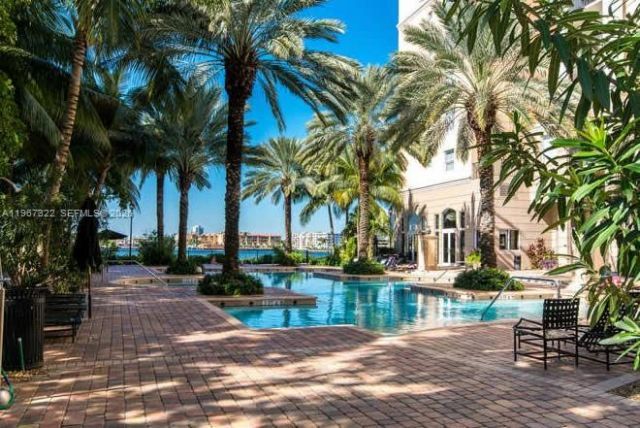 17125 N Bay Rd, Unit 3603, Sunny Isles Beach, FL 33160 Photo