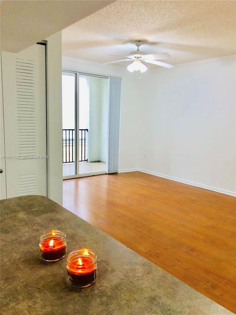 17125 N Bay Rd, Unit 3603, Sunny Isles Beach, FL 33160 Photo