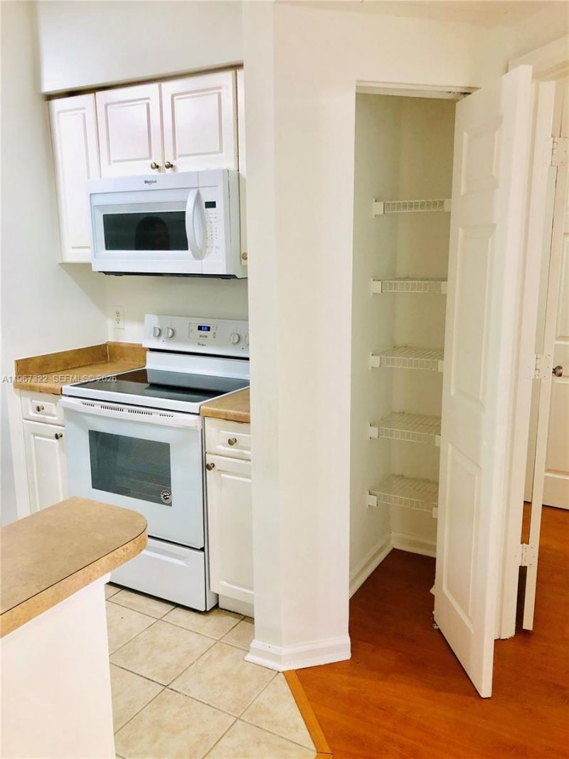 17125 N Bay Rd, Unit 3603, Sunny Isles Beach, FL 33160 Photo