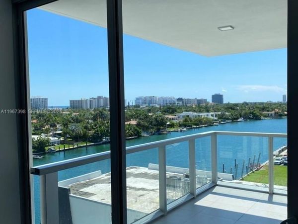 9521 E Bay Harbor Dr , Unit 605, Bay Harbor Islands, FL 33154