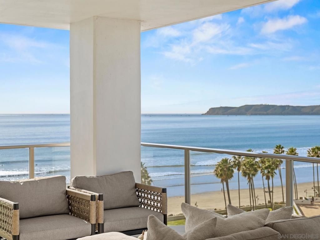 1810 Avenida Del Mundo, Unit 907, Coronado, CA 92118 Main Photo