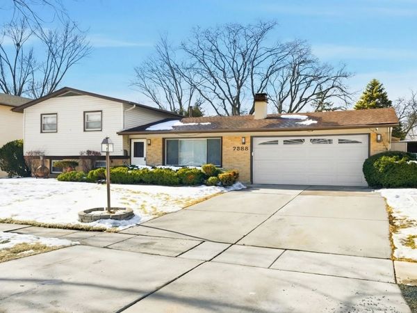 7388 Coventry Lane, Hanover Park, IL 60133