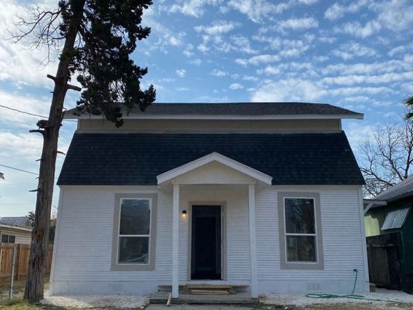 826 SCHLEY AVE, San Antonio, TX 78210