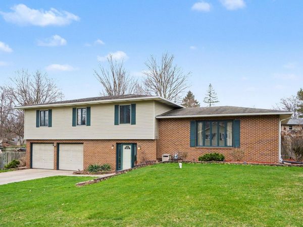 51043 Shady Lane, Elkhart, IN 46514