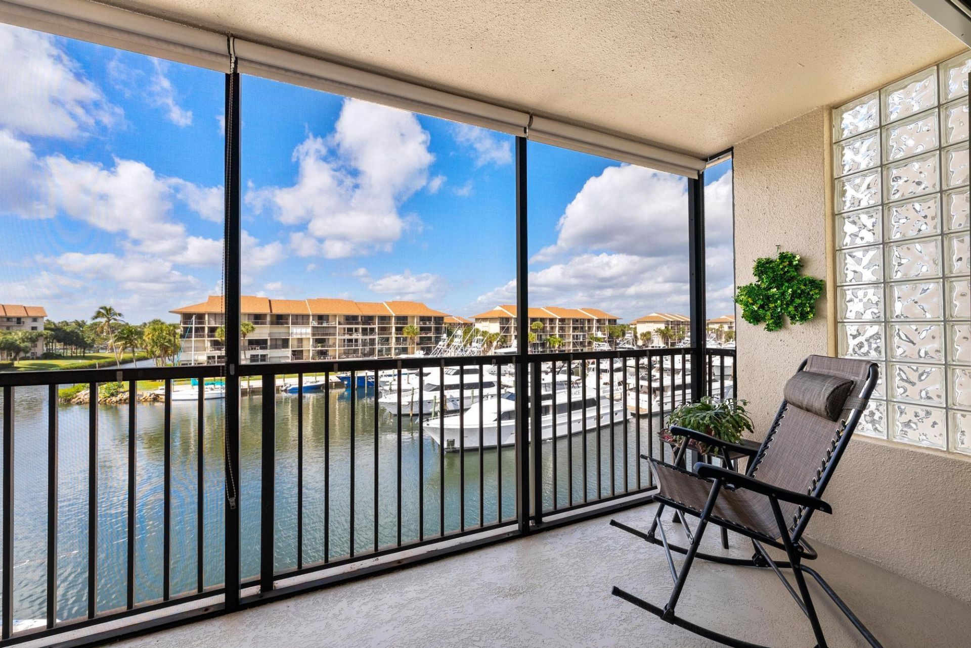 1301 Seafarer Circle, Unit 405, Jupiter, FL 33477 Photo