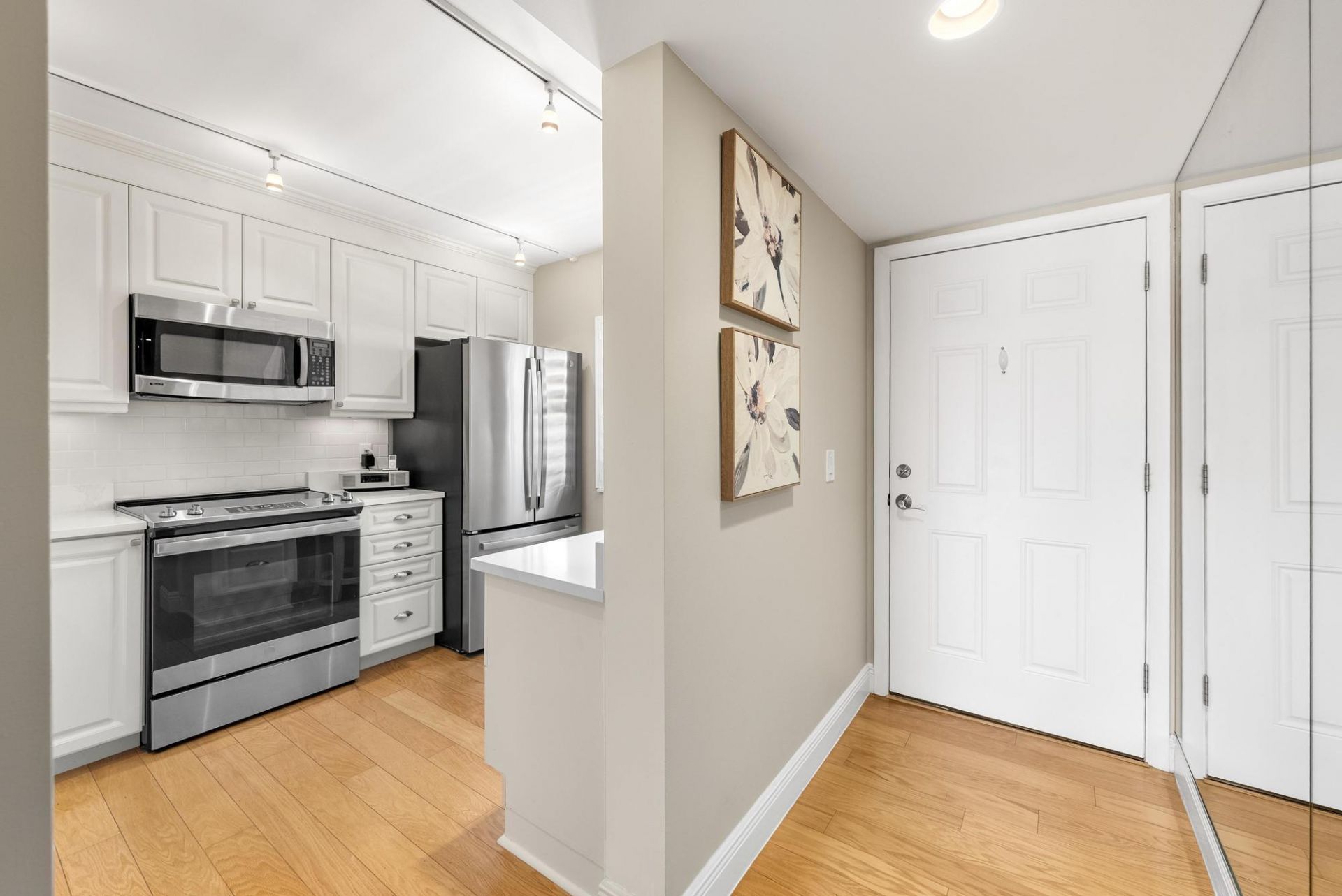 1301 Seafarer Circle, Unit 405, Jupiter, FL 33477 Photo