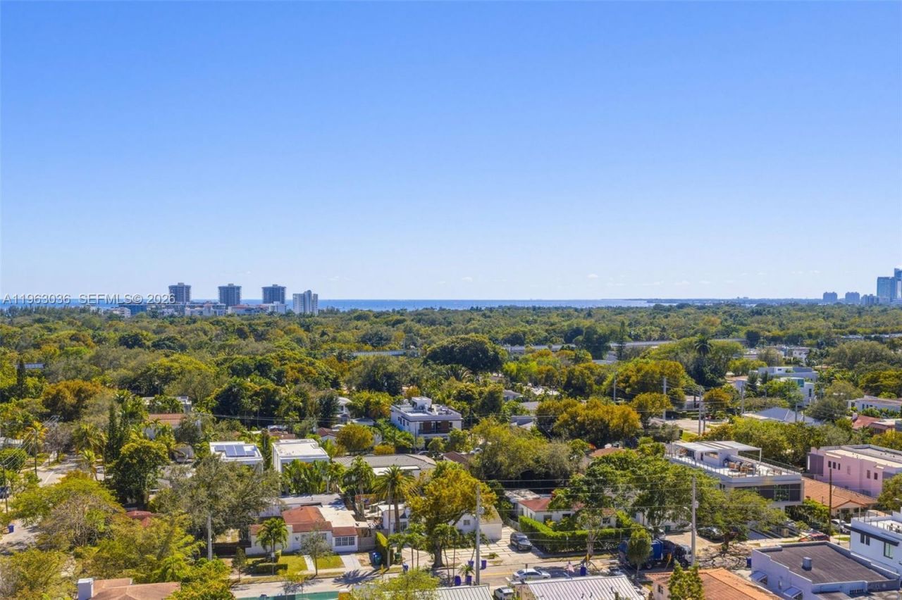 1401 SW 22nd St, Unit 1401, Miami, FL 33145 Photo