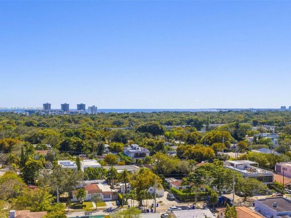 1401 SW 22nd St , Unit 1401, Miami, FL 33145