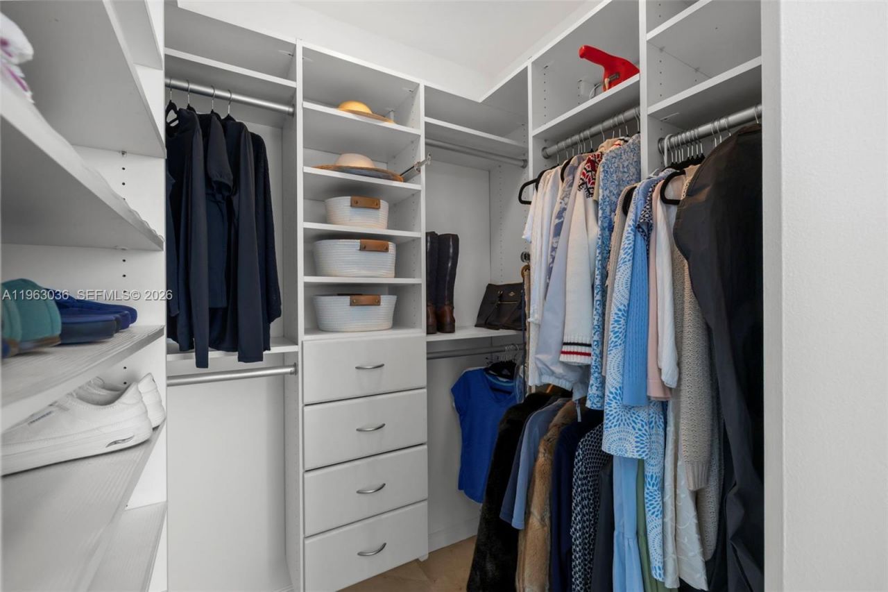 1401 SW 22nd St, Unit 1401, Miami, FL 33145 Photo