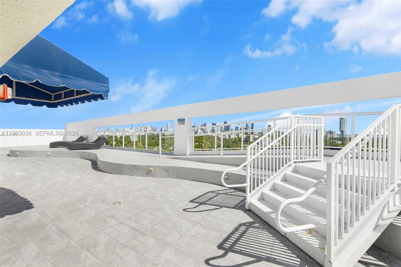 1401 SW 22nd St, Unit 1401, Miami, FL 33145 Photo