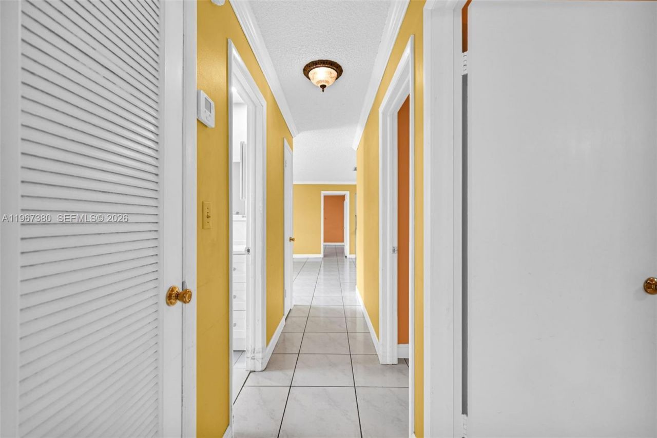 6140 SW 109th Ave, Miami, FL 33173 Photo