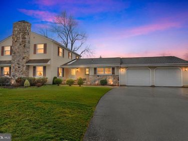 1302 CHERRY LANE, BLUE BELL, PA 19422