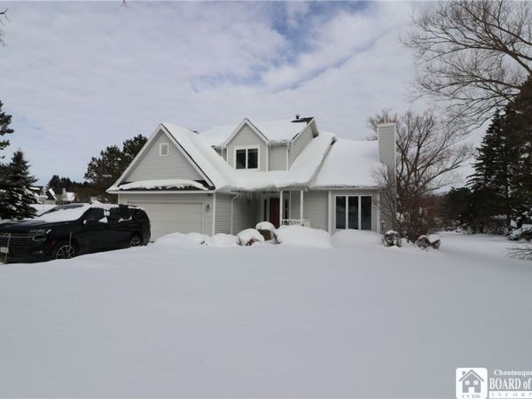 1524 Sweet Road, East Aurora, NY 14052