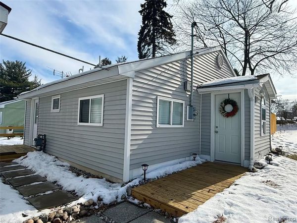 106 Tin Pan Alley, Roscommon Twp, MI 48629