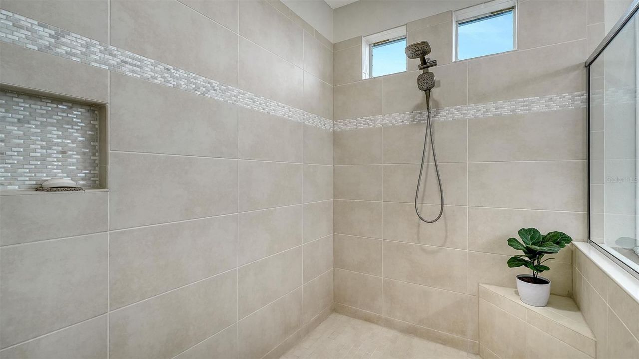 4209 5th Avenue Ne, Bradenton, FL 34208 Photo