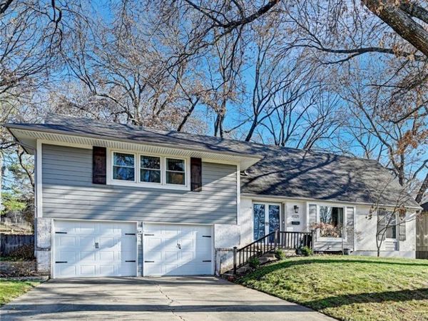 9321 Lamar Avenue, Overland Park, KS 66207