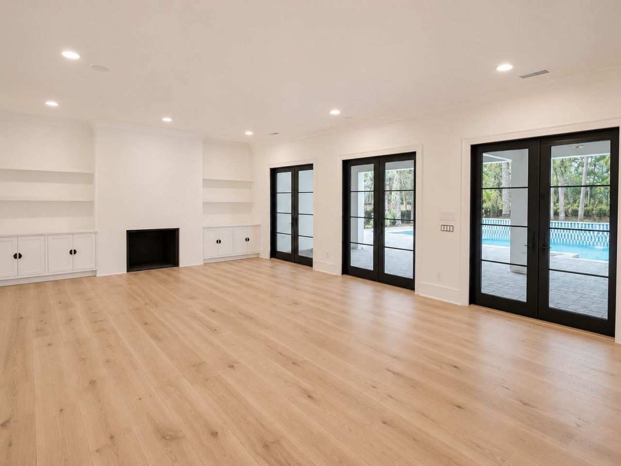 9413 Park St. Photo 23