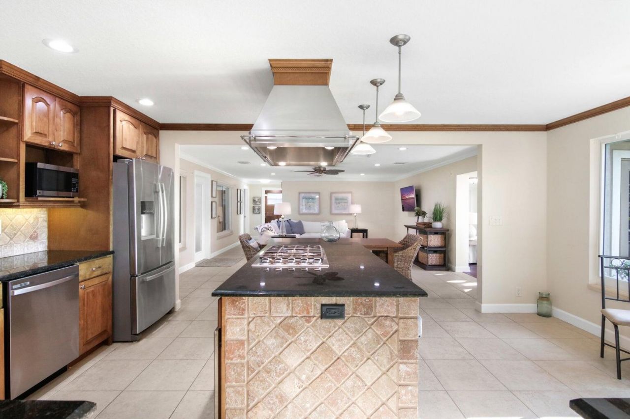 1282 SW Pelican Crescent, Palm City, FL 34990 Photo