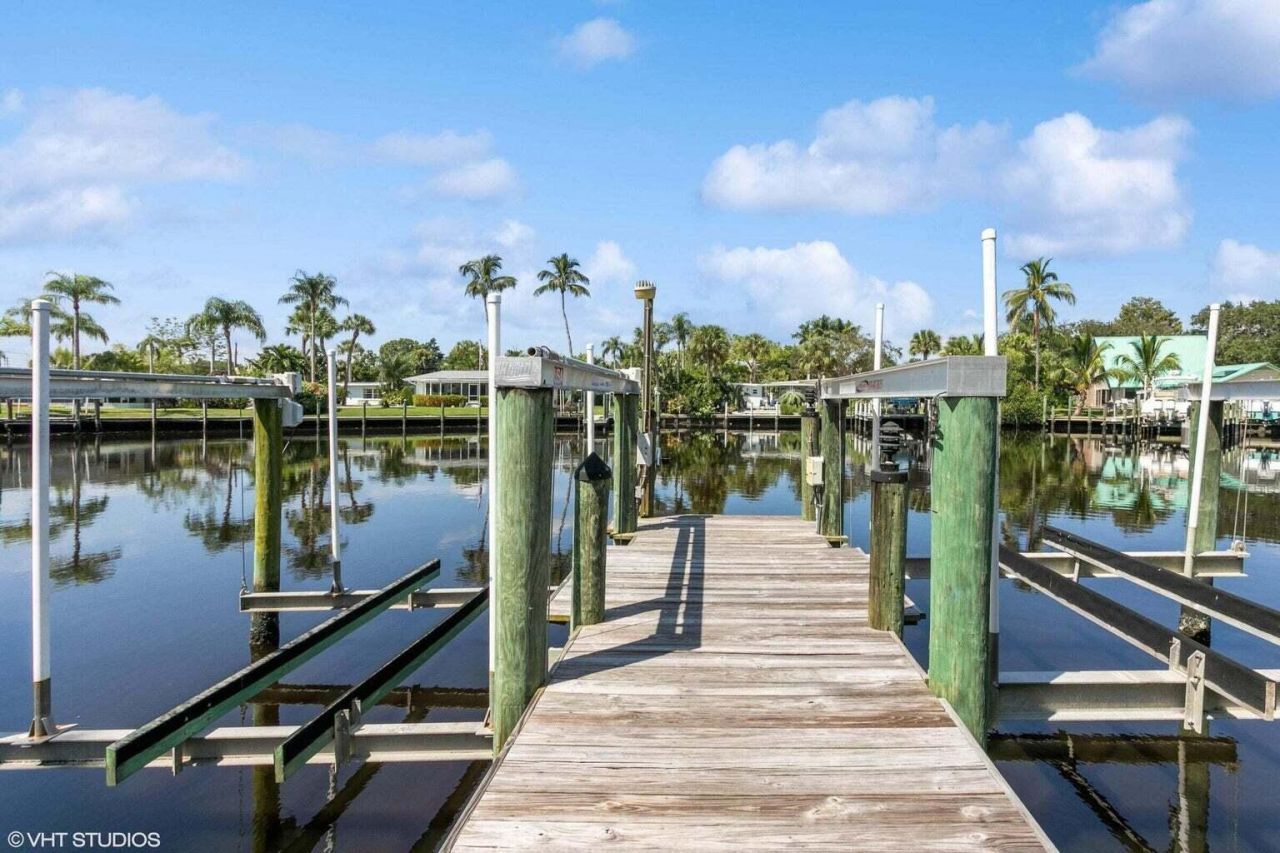 1282 SW Pelican Crescent, Palm City, FL 34990 Photo