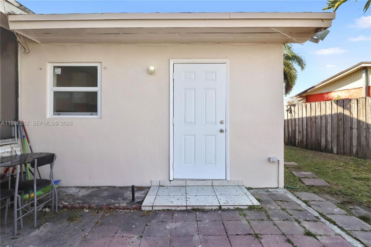 15264 SW 102nd Ct, Miami, FL 33157 Photo