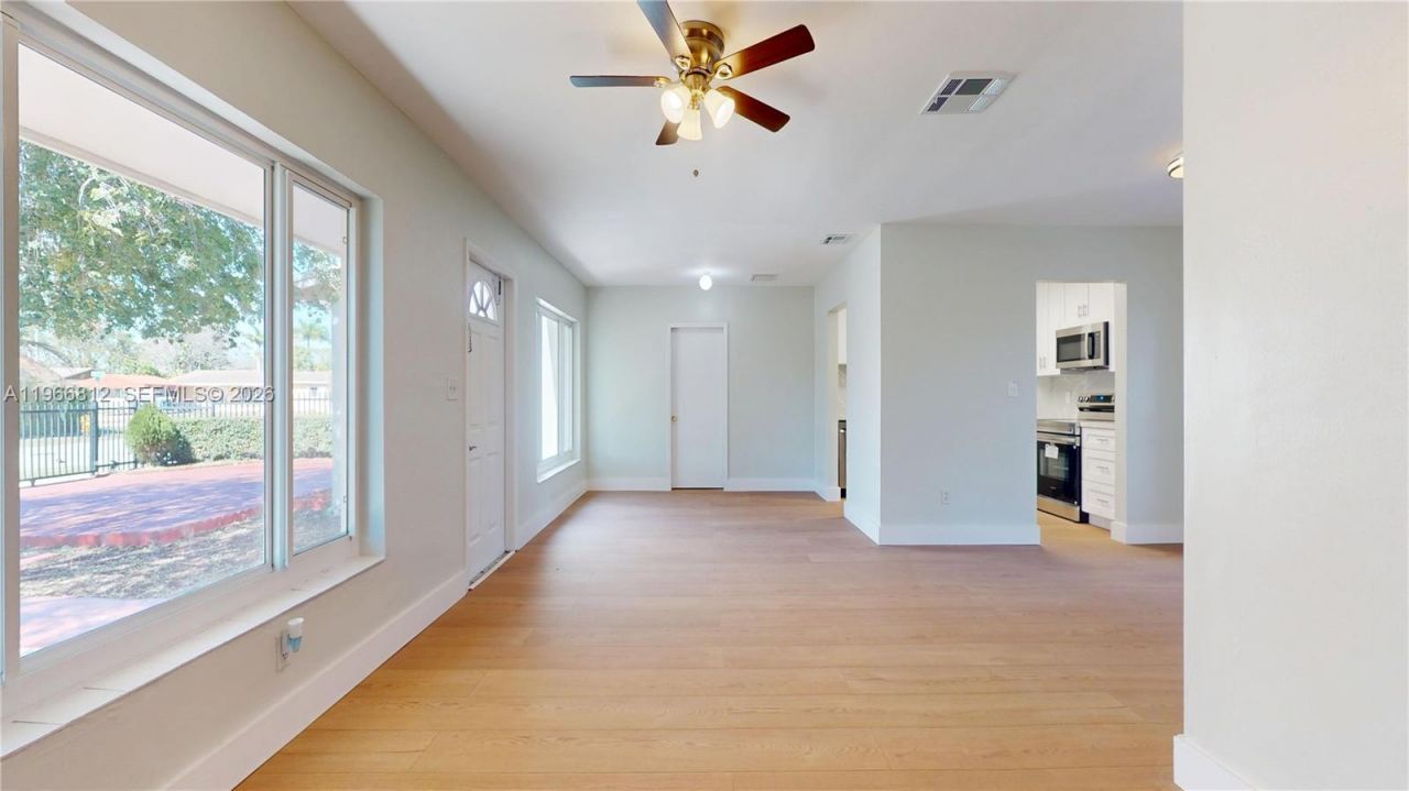 15264 SW 102nd Ct, Miami, FL 33157 Photo